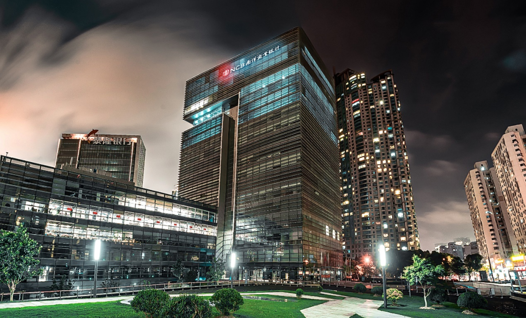 【南洋商业银行】携手平安知鸟,为金融人才培养建设提速